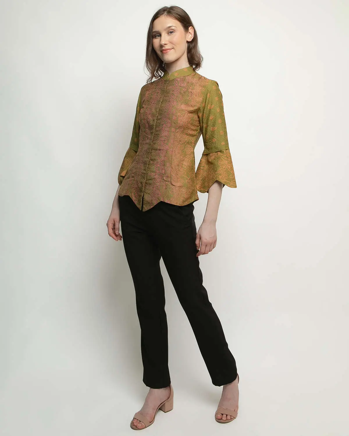 Harini Sari - 4